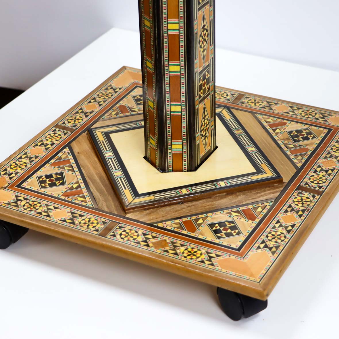 حامل المصحف الجوامعي من خشب الموزاييك الدمشقي