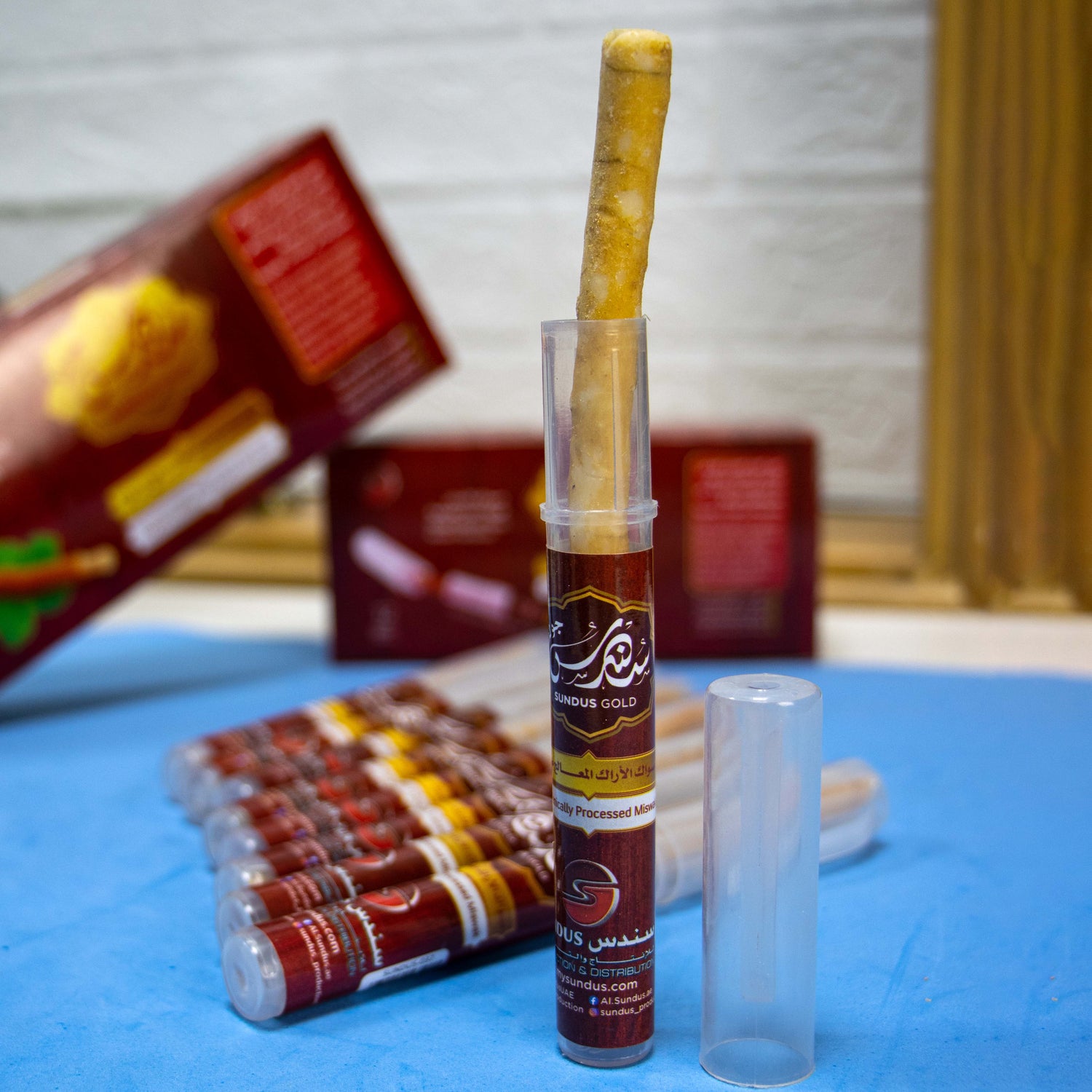 مسواك سندس - علبة تحتوي على 12 مسواك صحي معالج