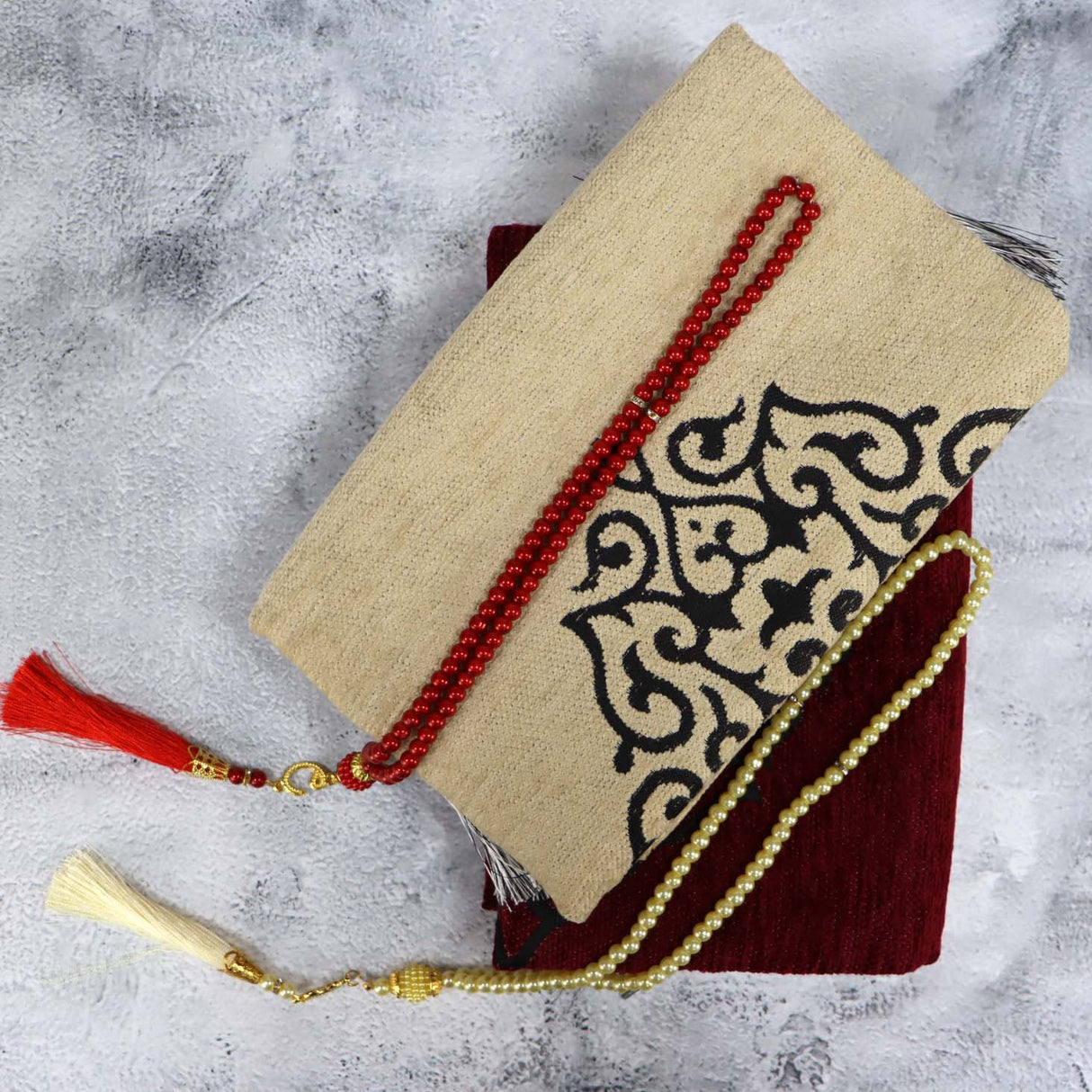 سجدة - سجادتي صلاة لك ولها