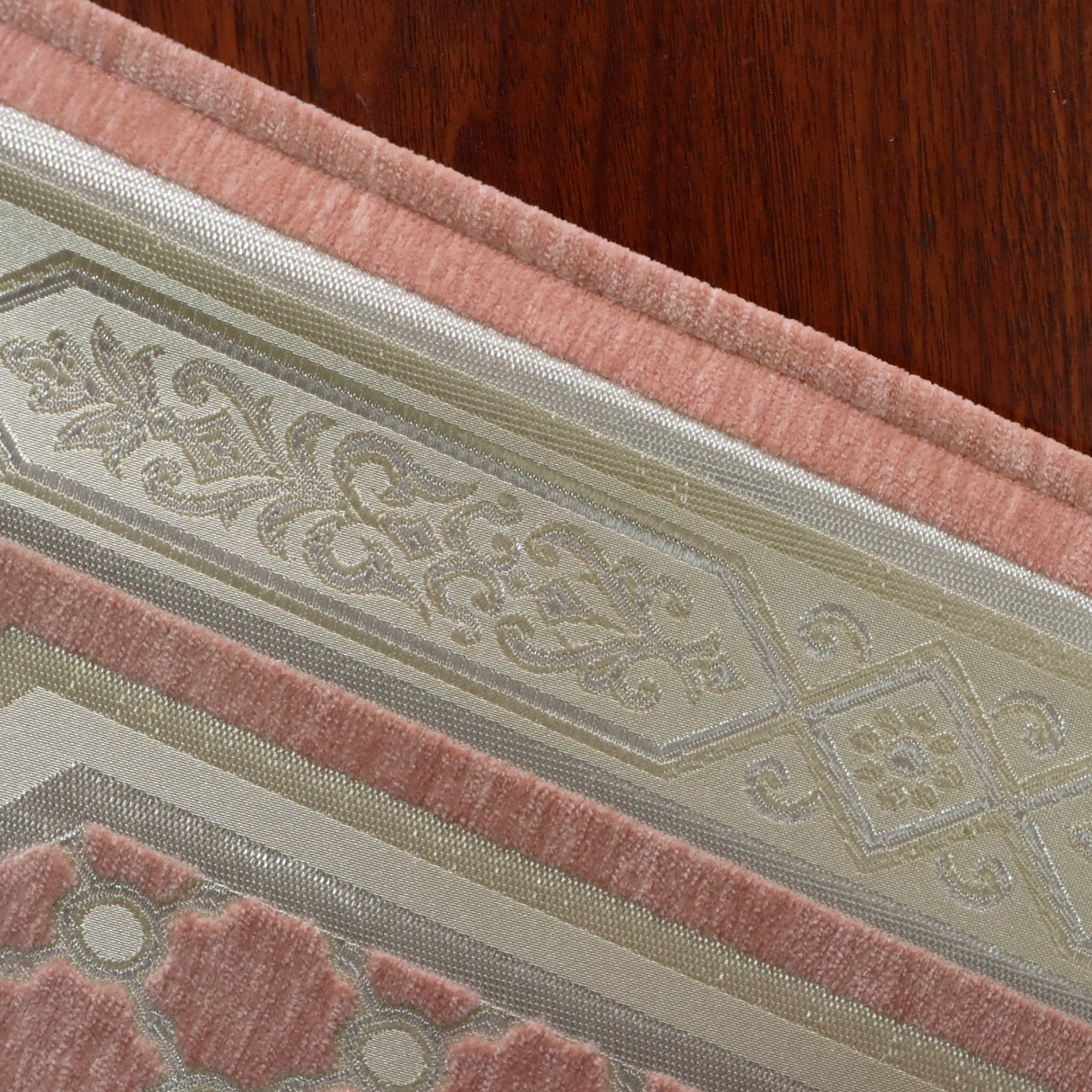 سجادة سندس كومفورت