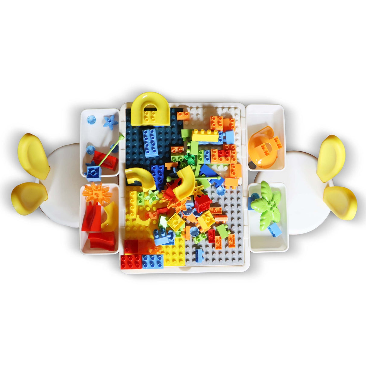 طاولة العبقري الصغير