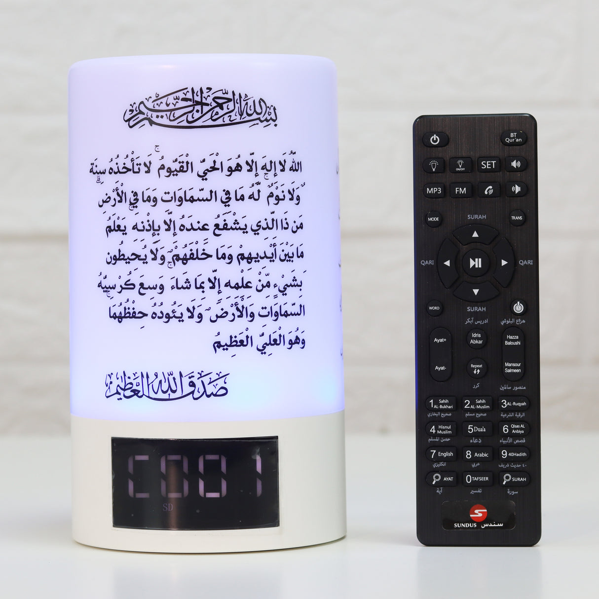 سماعة بلوتوث محمولة مع اضاءة وساعة مدمجة