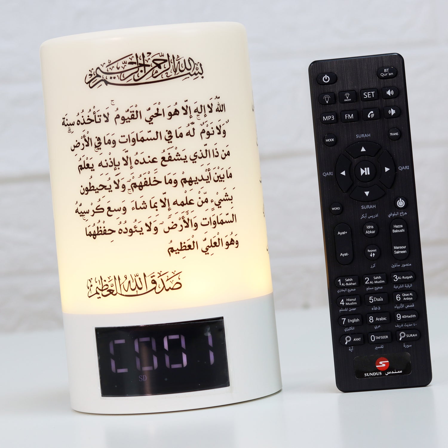 سماعة بلوتوث محمولة مع اضاءة وساعة مدمجة