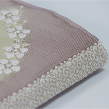 Load image into Gallery viewer, Embroidered silk cover to save the Quran